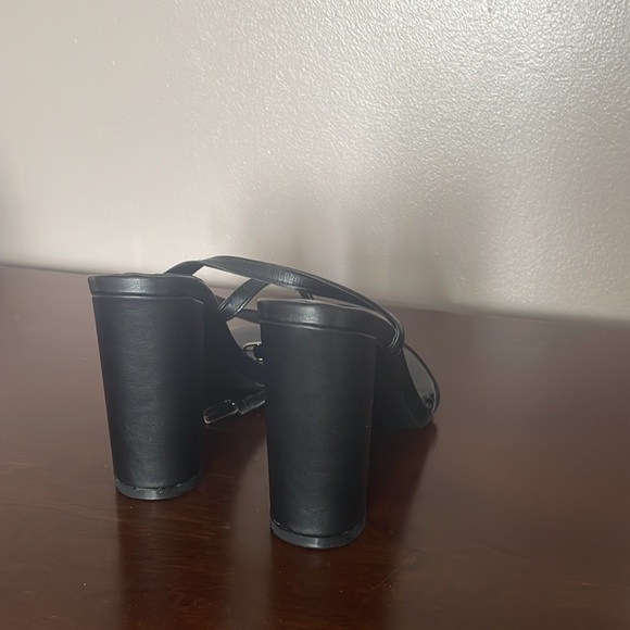 Barely There Black Heels - Picture 4 of 7